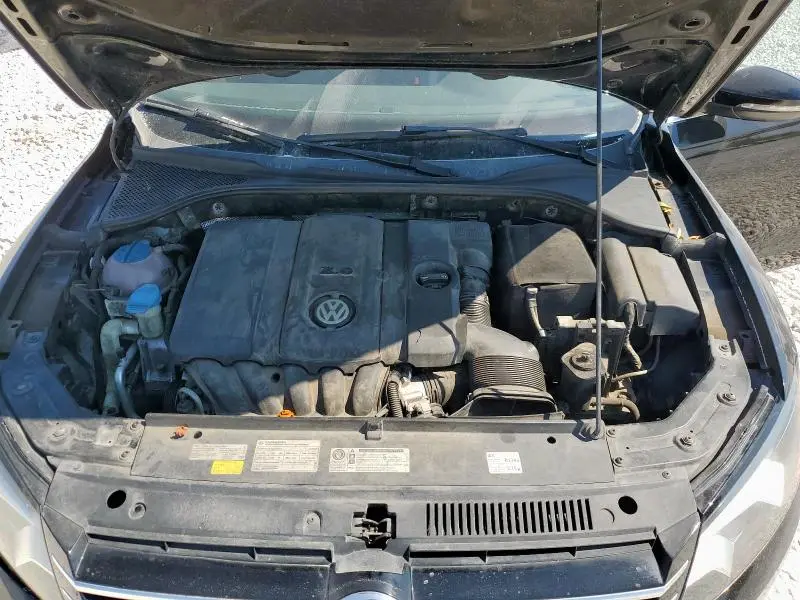 2012 VOLKSWAGEN PASSAT SE