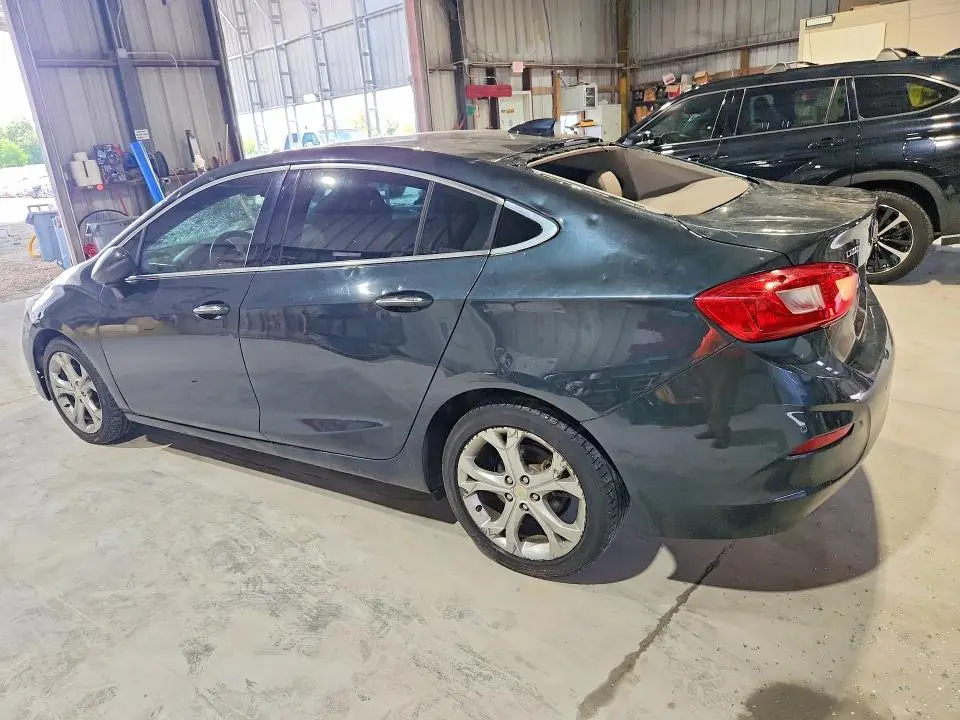 2017 CHEVROLET CRUZE PREMIER  