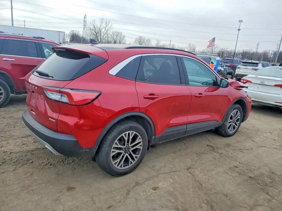 2021 FORD ESCAPE SEL  