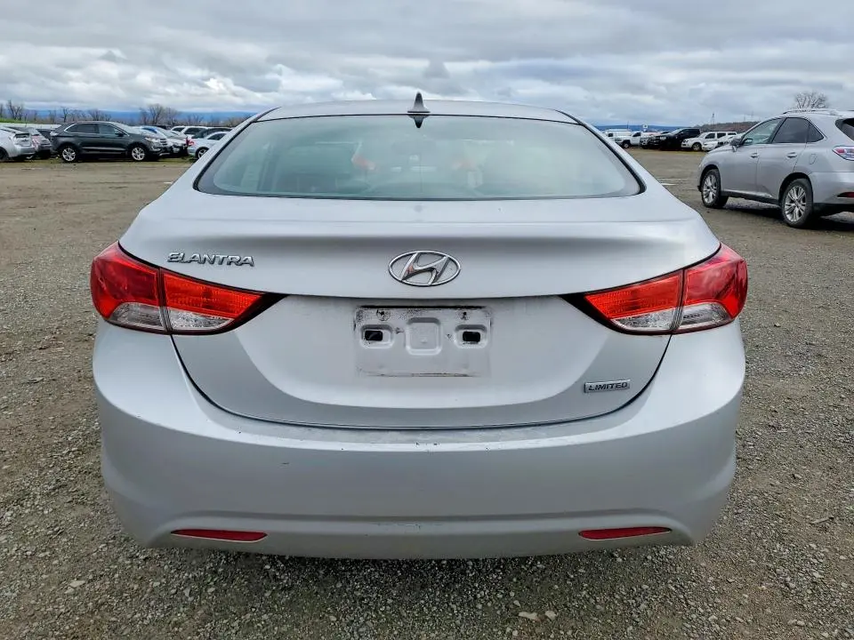 2013 HYUNDAI ELANTRA LIMITED  
