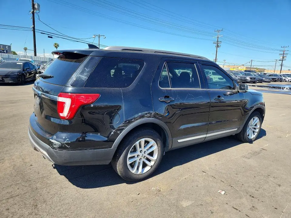 2016 FORD EXPLORER XLT  