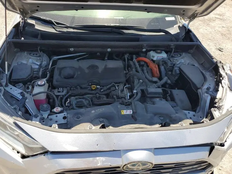 2020 TOYOTA RAV4 XSE  