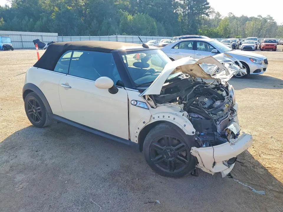 2014 MINI COOPER S  