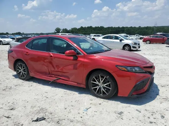 2021 TOYOTA CAMRY SE  