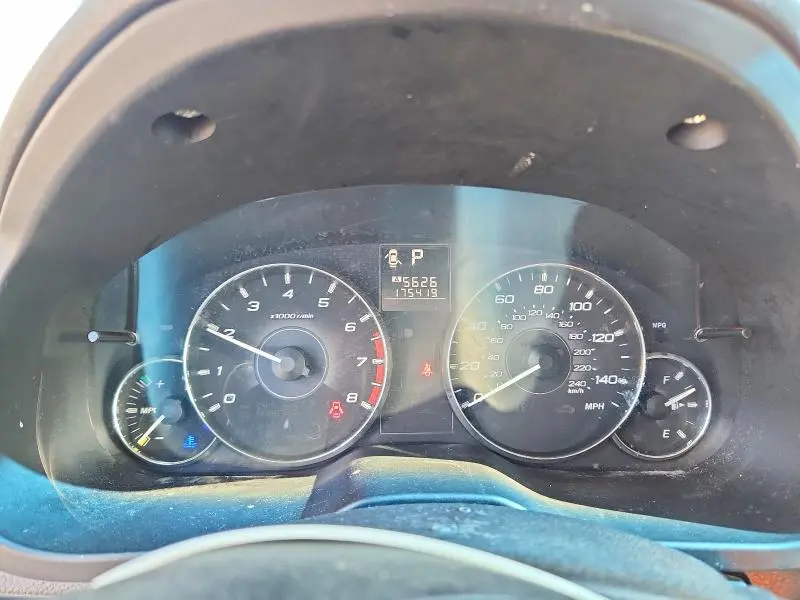 2011 SUBARU LEGACY 2.5I PREMIUM  