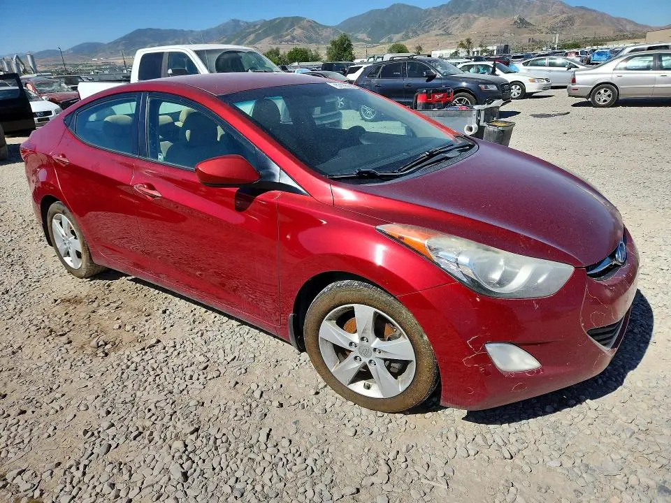 2013 HYUNDAI ELANTRA GLS  