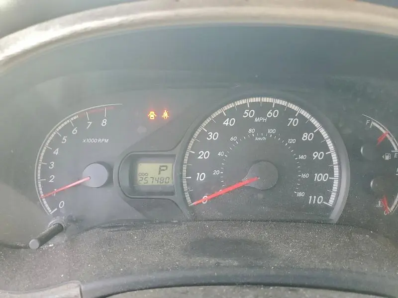 2011 TOYOTA SIENNA LE  