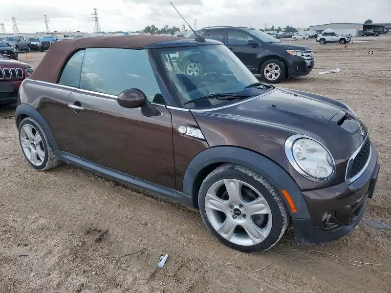 2011 MINI COOPER S  