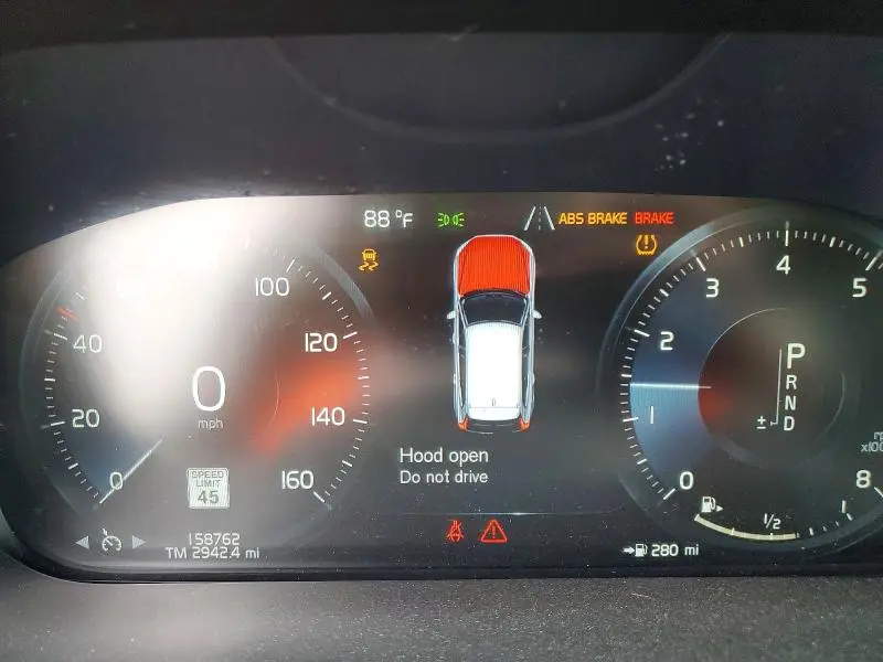 2019 VOLVO XC60 T5  