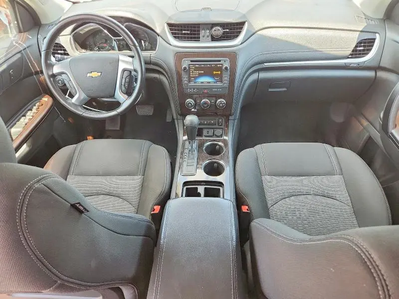 2015 CHEVROLET TRAVERSE LT  