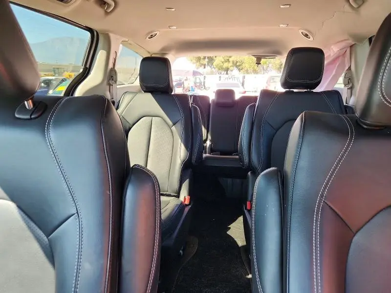 2024 CHRYSLER PACIFICA HYBRID SELECT  