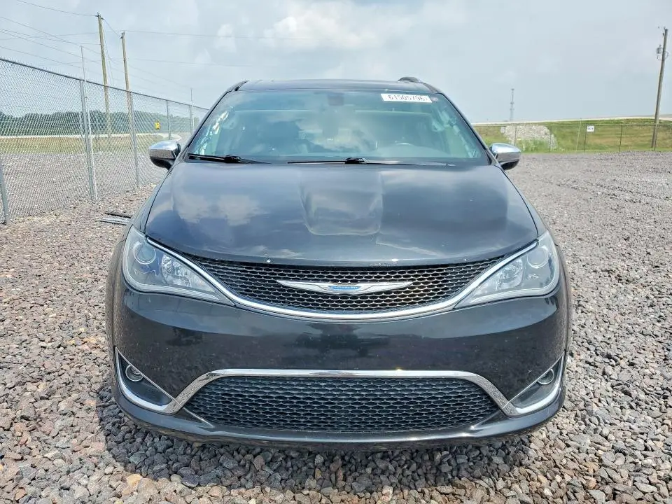 2018 CHRYSLER PACIFICA LIMITED  