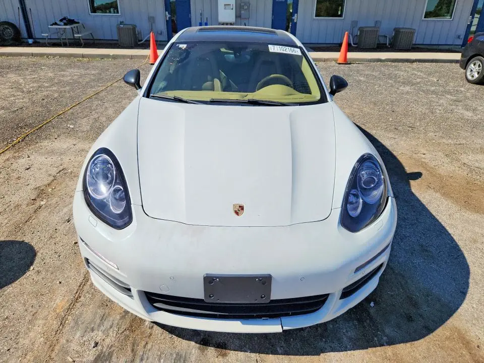 2015 PORSCHE PANAMERA 2  