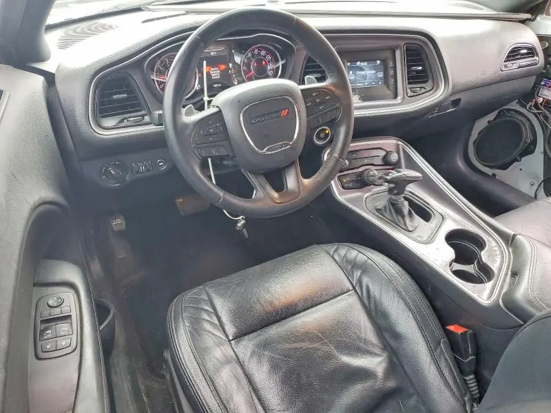 2015 DODGE CHALLENGER SXT  