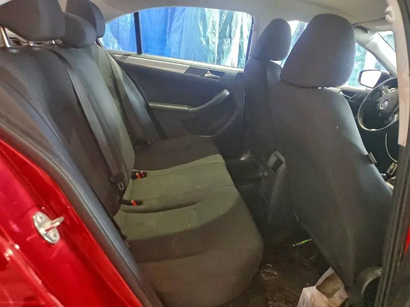 2015 VOLKSWAGEN JETTA SE  