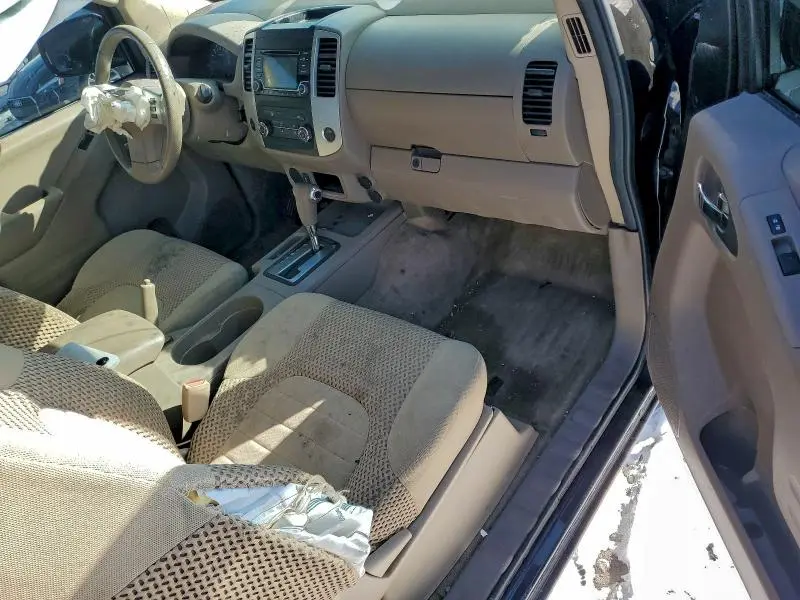 2015 NISSAN FRONTIER S  