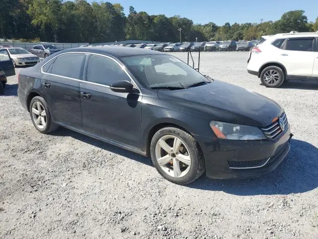 2012 VOLKSWAGEN PASSAT SE