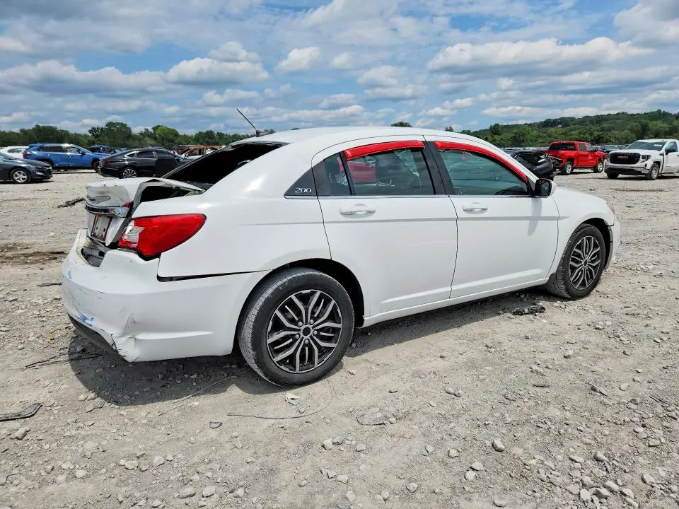 2014 CHRYSLER 200 LX  