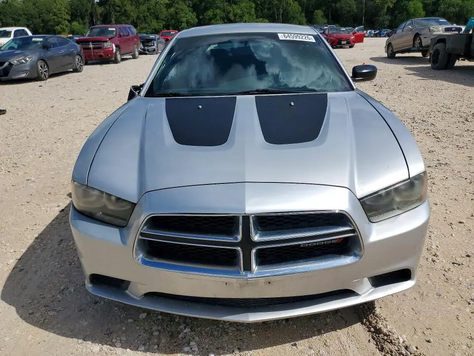 2012 DODGE CHARGER SE  