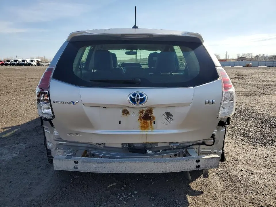 2017 TOYOTA PRIUS V TWO  