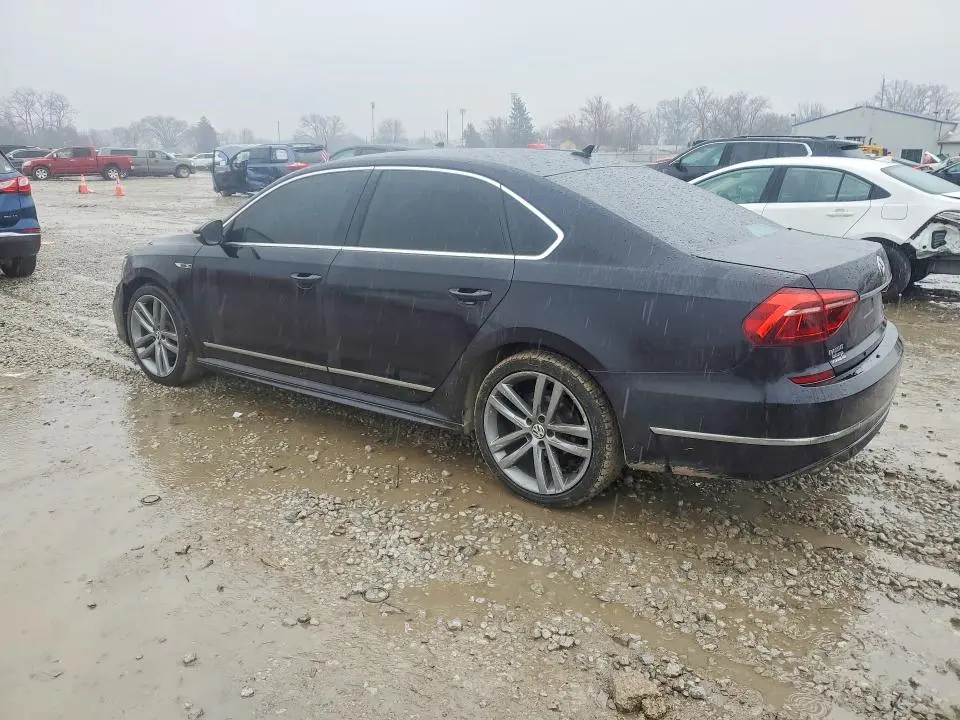 2017 VOLKSWAGEN PASSAT R-LINE  