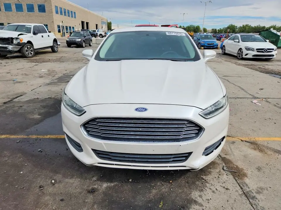 2013 FORD FUSION SE  