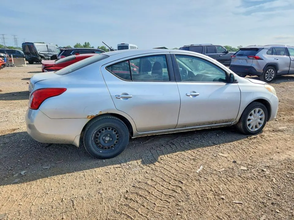 2012 NISSAN VERSA 1.6 S  