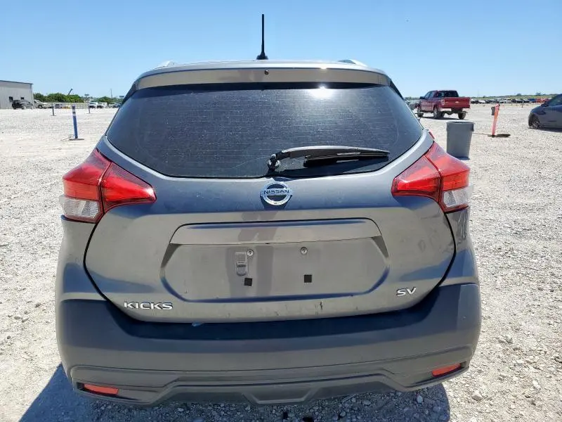 2018 NISSAN KICKS S  