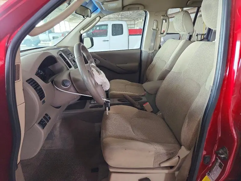 2010 NISSAN FRONTIER SE V6  