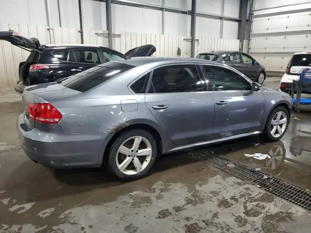 2013 VOLKSWAGEN PASSAT SE  