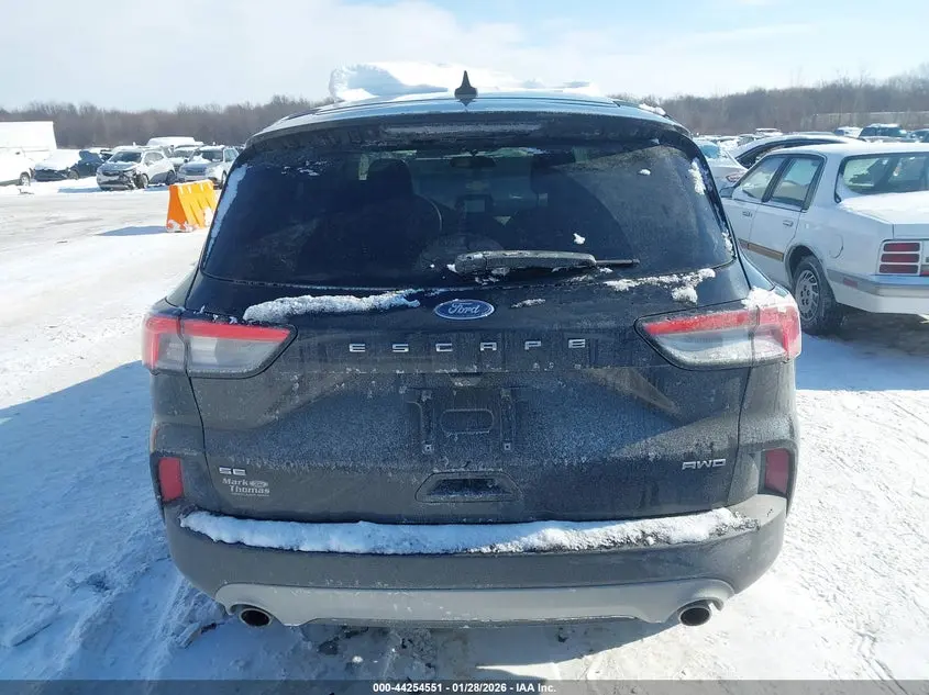 2022 FORD ESCAPE SE