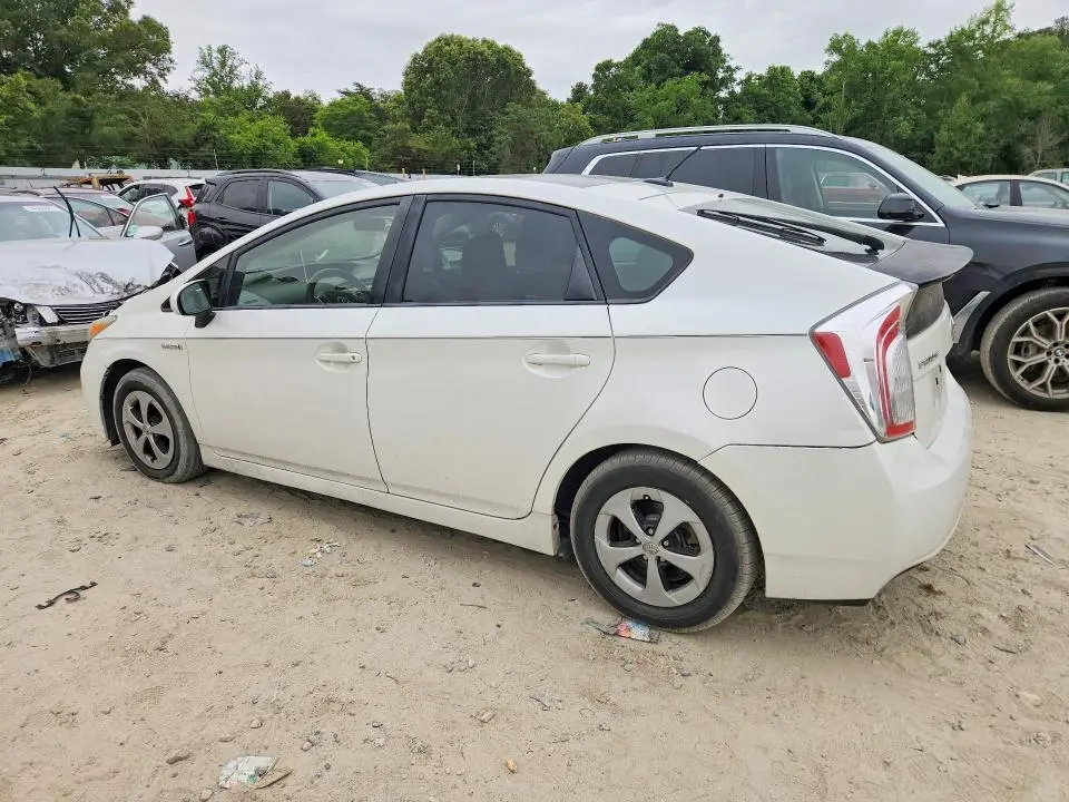 2013 TOYOTA PRIUS THREE  