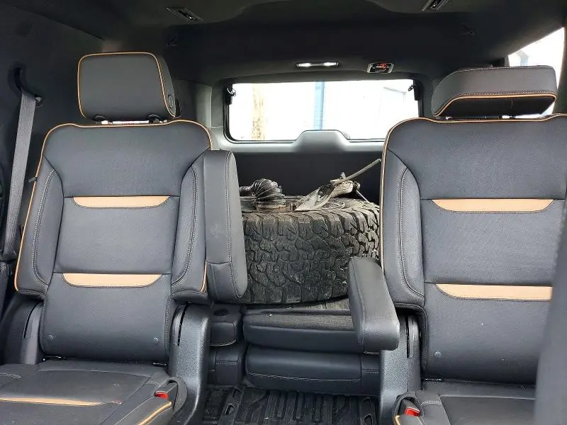 2024 GMC YUKON   