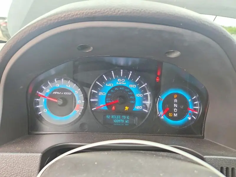 2011 FORD FUSION SE  