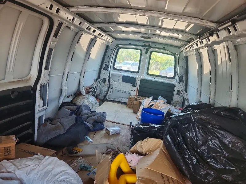 2010 GMC SAVANA G2500  