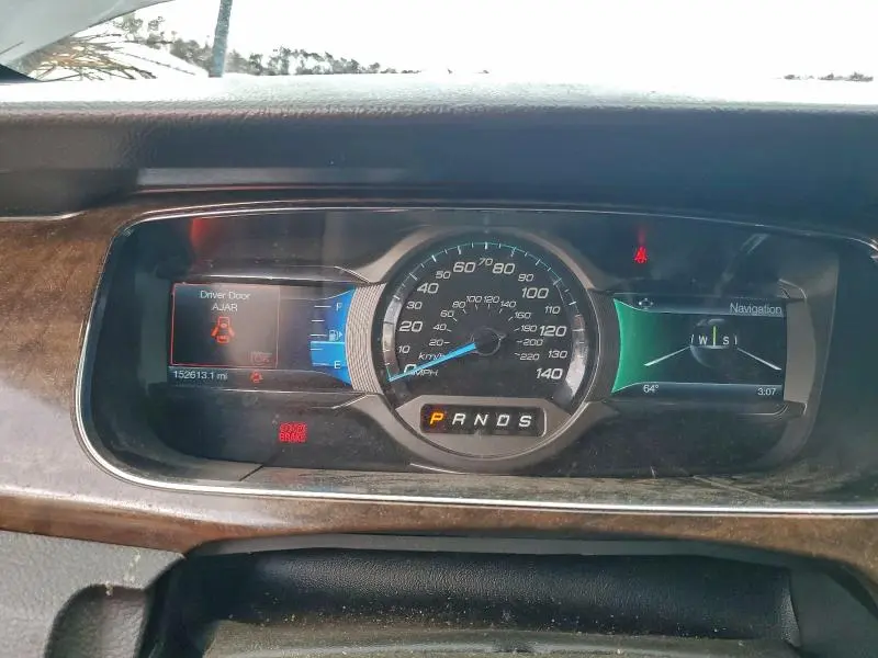 2015 FORD TAURUS LIMITED  