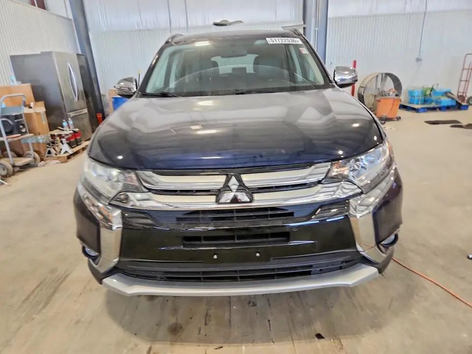2016 MITSUBISHI OUTLANDER SE  