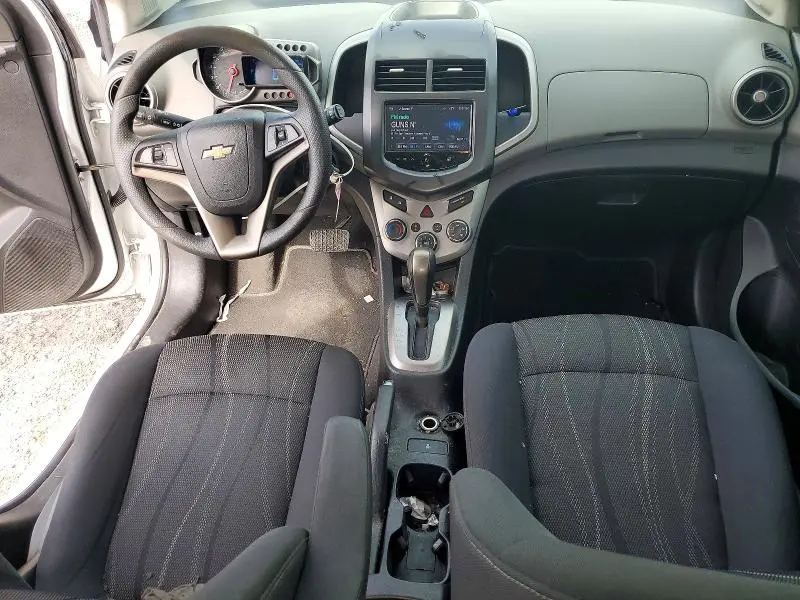 2016 CHEVROLET SONIC LT  