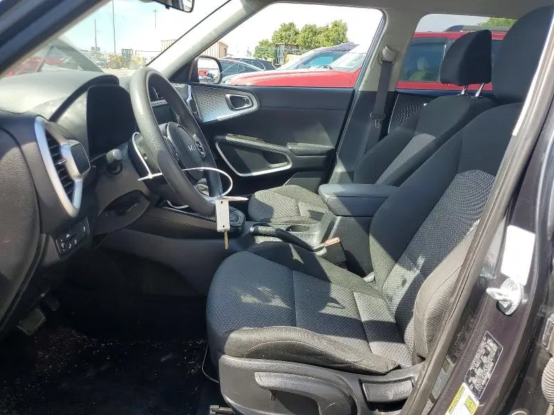 2022 KIA SOUL LX  