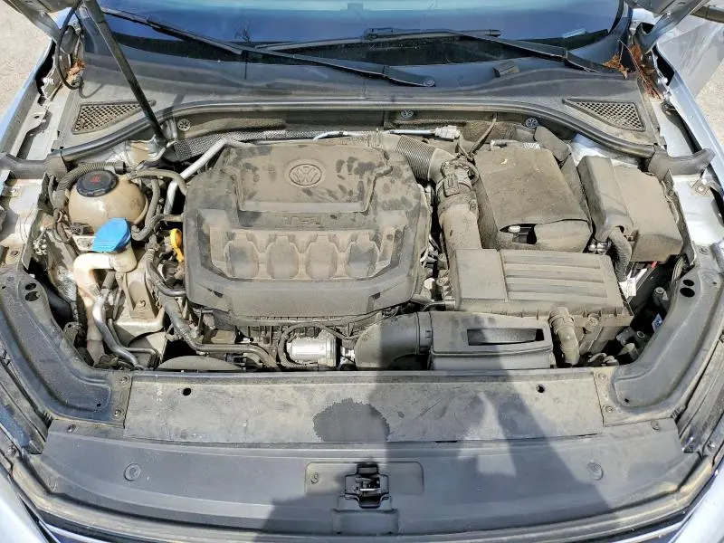 2018 VOLKSWAGEN PASSAT S/R-LINE  