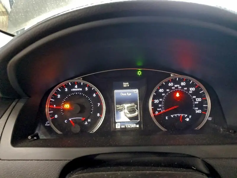 2015 TOYOTA CAMRY LE  