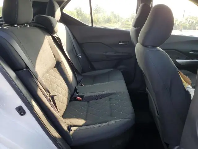 2020 NISSAN KICKS SV  