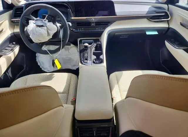 2026 TOYOTA CROWN LIMITED  