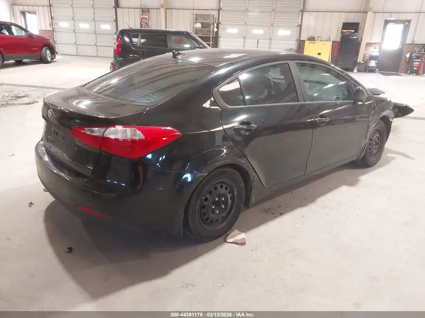 2015 KIA FORTE LX