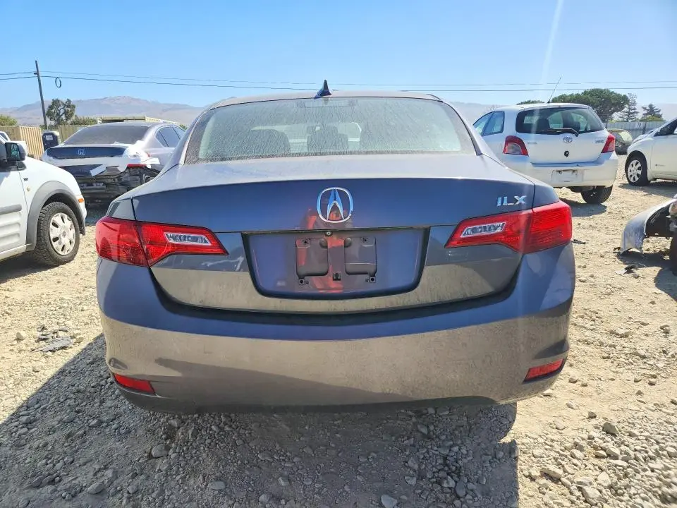2015 ACURA ILX 20 TECH  
