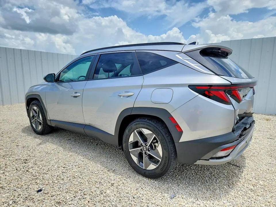 2025 HYUNDAI TUCSON SEL  