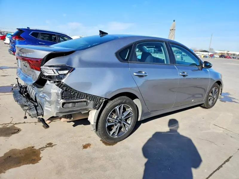 2024 KIA FORTE   