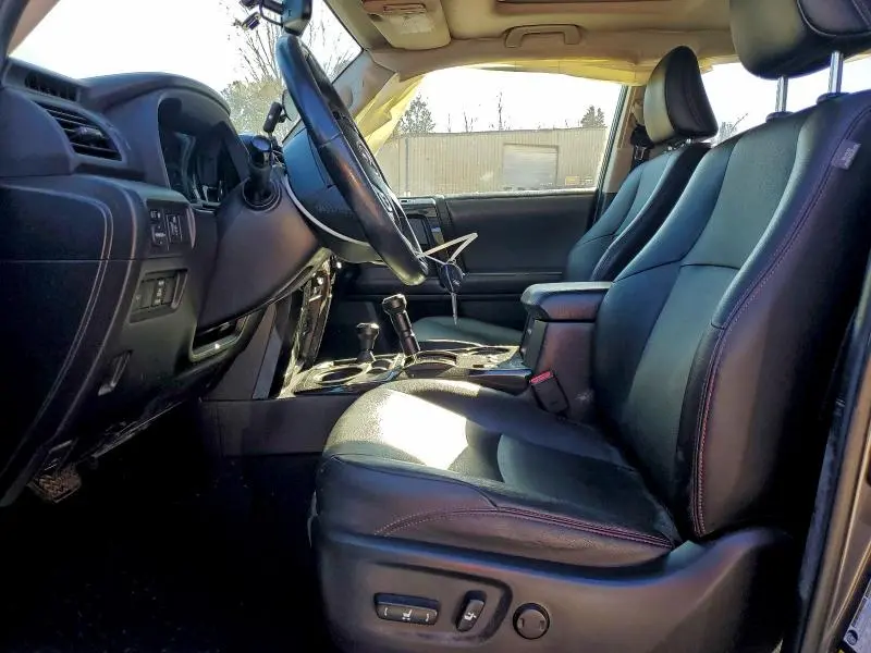 2014 TOYOTA 4RUNNER SR5  