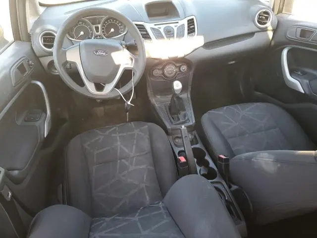 2011 FORD FIESTA SE  