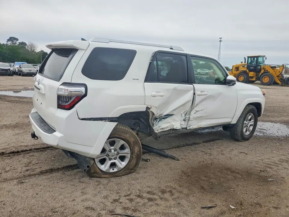 2014 TOYOTA 4RUNNER SR5  